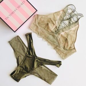 Victoria’s Secret green lingerie set -SMALL/MEDIUM